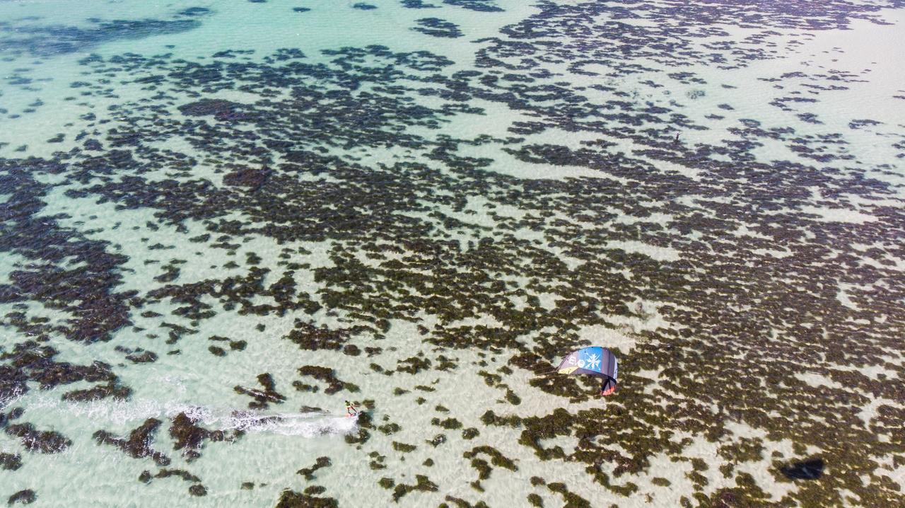Отель Kiteparadise-Madagascar Antsiranana Экстерьер фото
